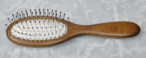 Haarbürste Buchenholz nussbraun 18,5 x 4,8 cm