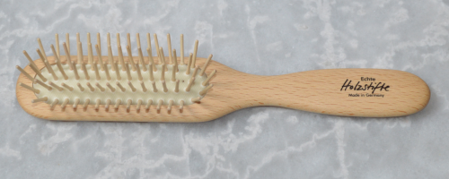 Hair-brush beech-wood 21,6x3,3 cm